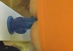 Lecherous boss smoking a member of the seller in the store sofia rose massage